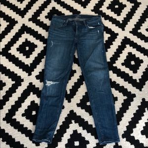 Relaxed skinny jeans